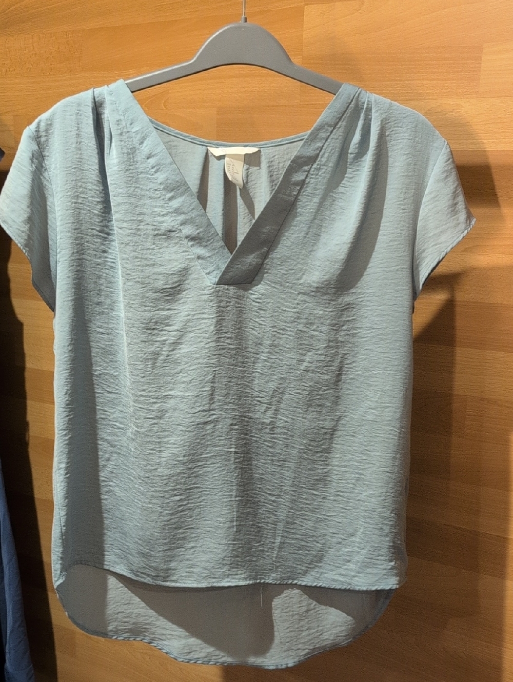 H&M Light Blue V-Neck Cap Sleeve Blouse